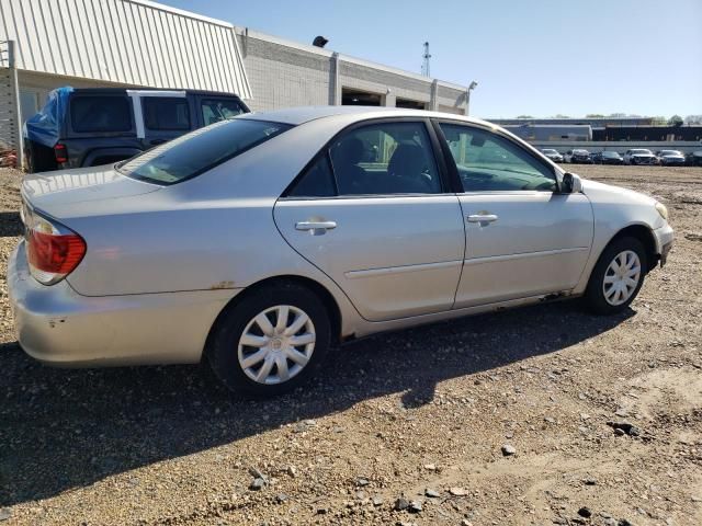 2005 Toyota Camry LE