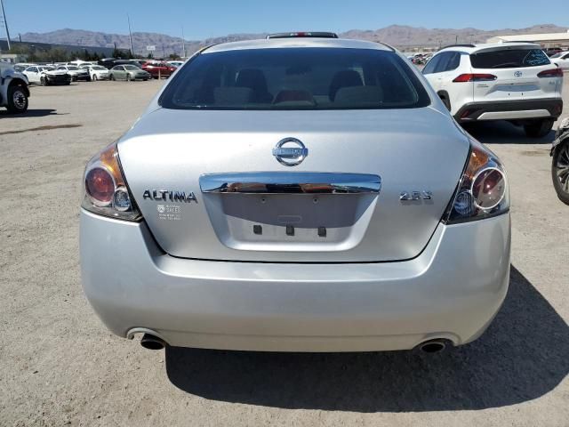 2010 Nissan Altima Base