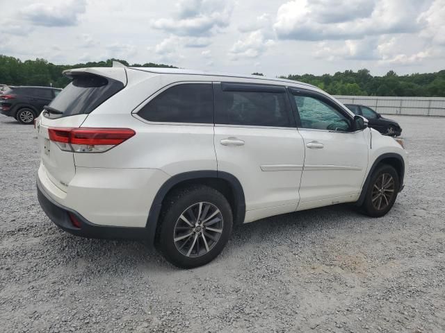 2018 Toyota Highlander SE