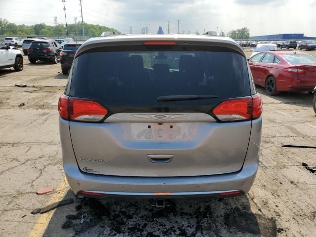 2017 Chrysler Pacifica Touring L Plus