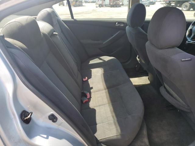 2010 Nissan Altima Base