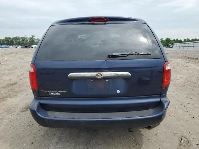 2005 Chrysler Town & Country