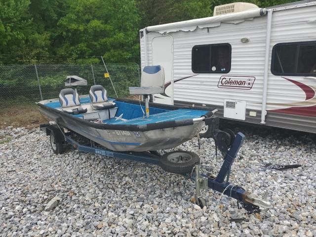 1984 Fishmaster Boat