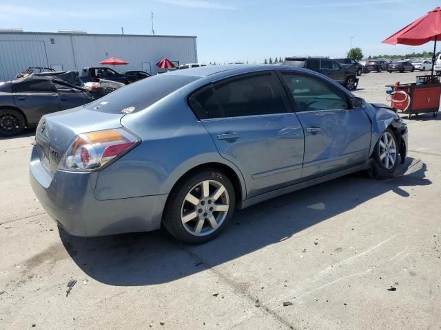 2011 Nissan Altima Base