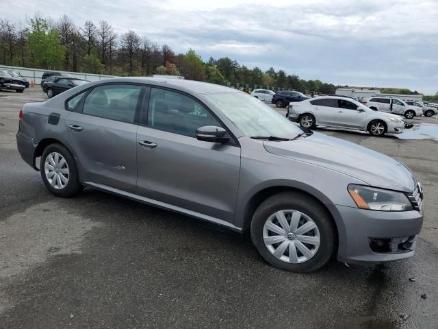 2013 Volkswagen Passat S