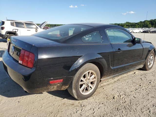 2005 Ford Mustang