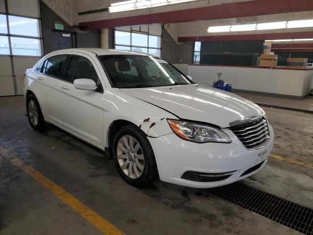 2013 Chrysler 200 Touring