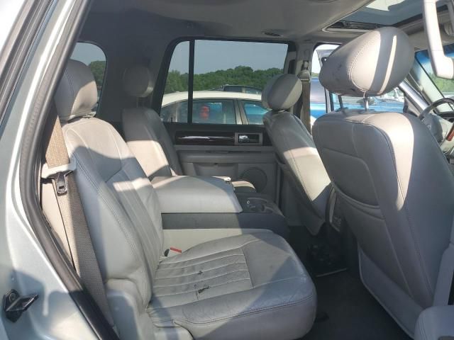 2005 Lincoln Navigator