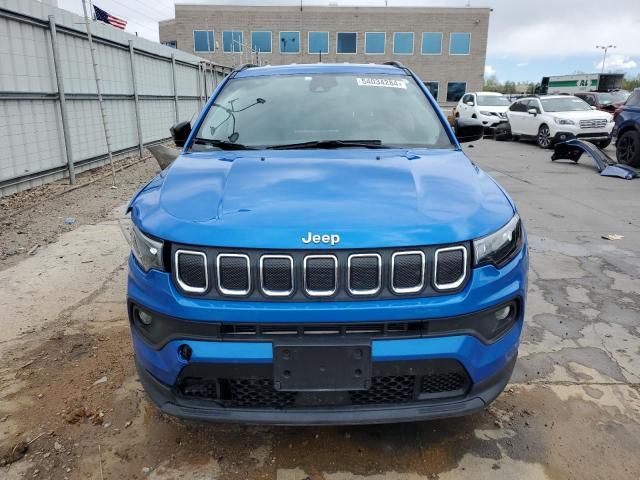 2022 Jeep Compass Latitude LUX