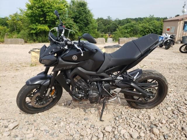 2018 Yamaha MT09