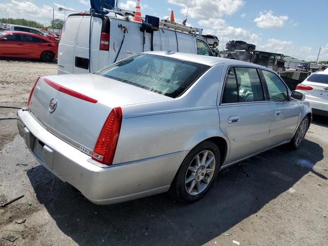 2010 Cadillac DTS Luxury Collection