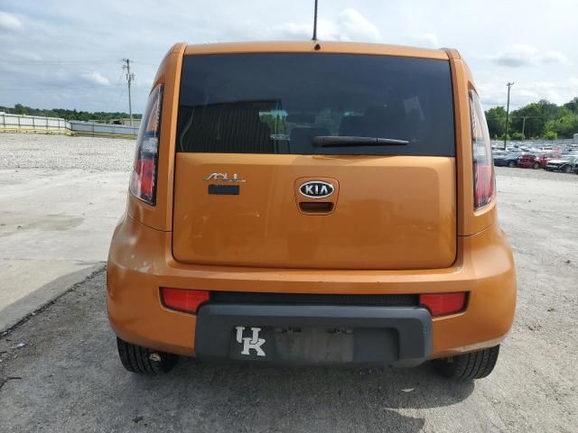 2011 KIA Soul +