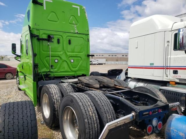 2024 Freightliner Cascadia 126