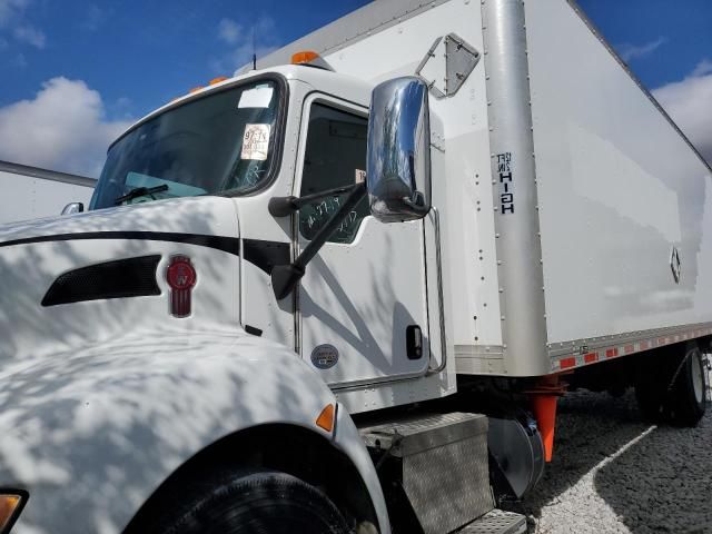 2018 Kenworth Construction T270