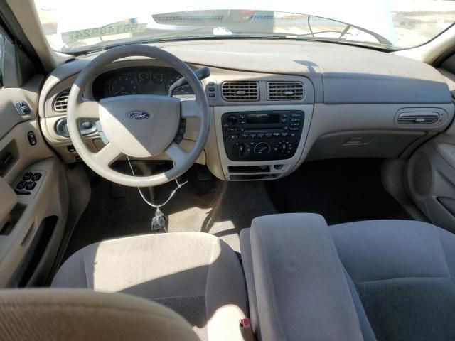 2005 Ford Taurus SE