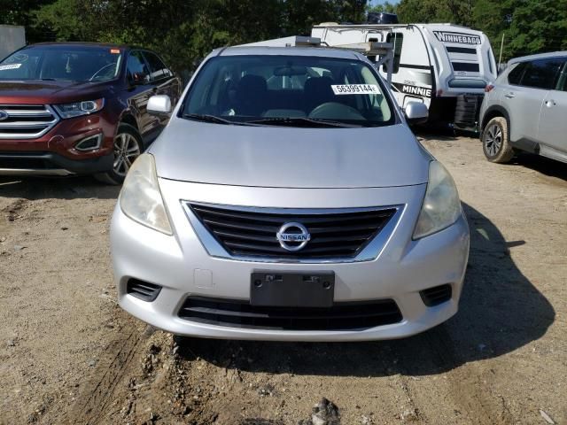 2013 Nissan Versa S