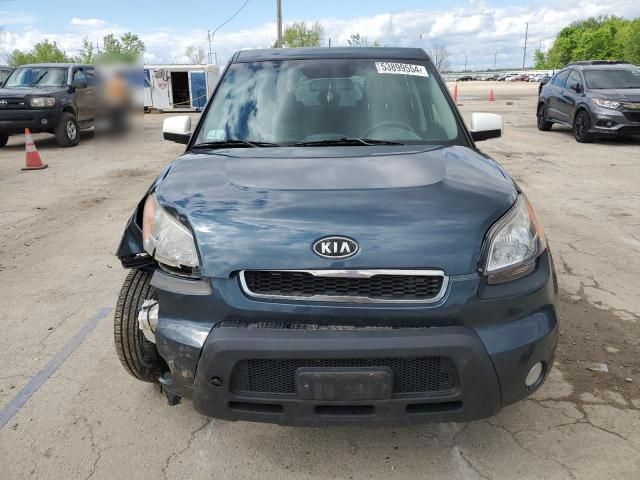 2010 KIA Soul +