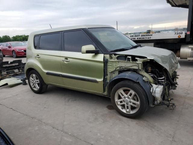 2011 KIA Soul +