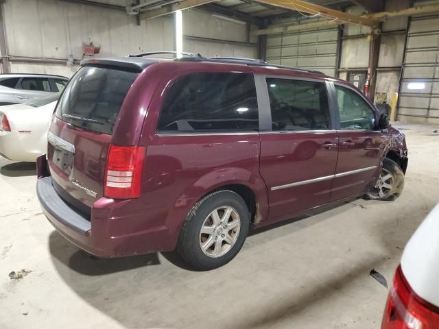 2009 Chrysler Town & Country Touring