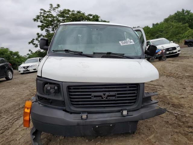 2016 GMC Savana G2500