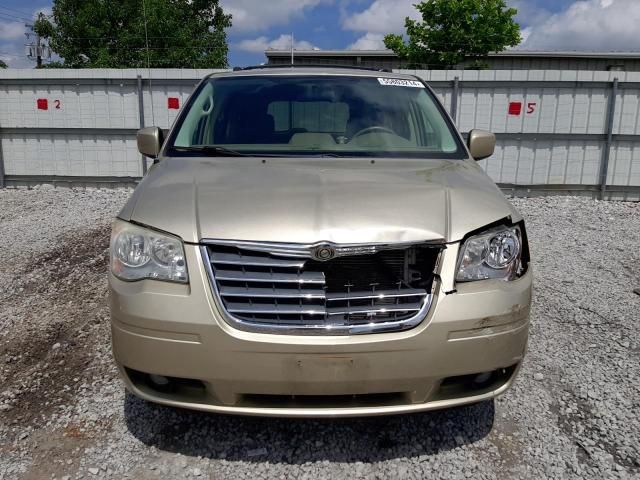 2010 Chrysler Town & Country Touring