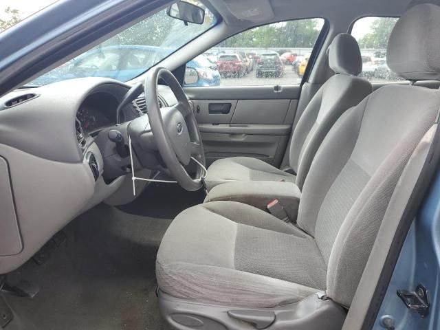 2006 Ford Taurus SE