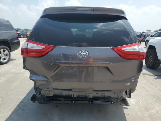 2017 Toyota Sienna LE