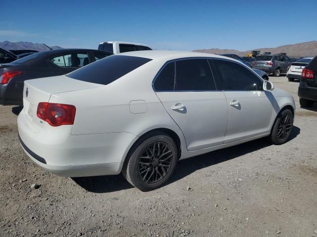 2005 Volkswagen New Jetta 2.5L Option Package 1