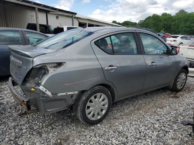 2013 Nissan Versa S