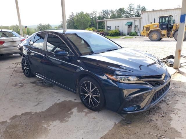 2021 Toyota Camry SE