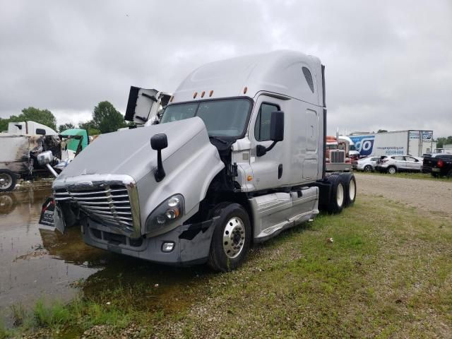 2016 Freightliner Cascadia 125