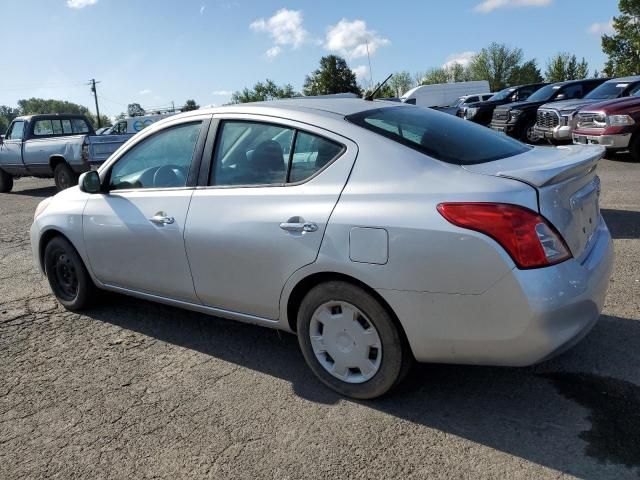 2013 Nissan Versa S