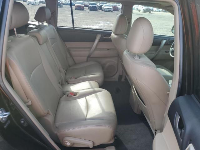 2013 Toyota Highlander Base