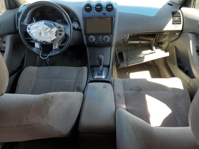 2010 Nissan Altima Base