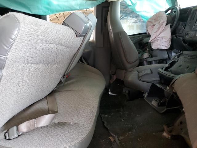 2018 Chevrolet Express G3500 LT