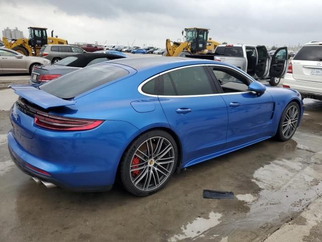 2017 Porsche Panamera Turbo