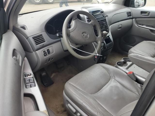 2007 Toyota Sienna CE