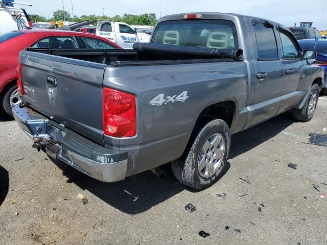 2005 Dodge Dakota Quad SLT