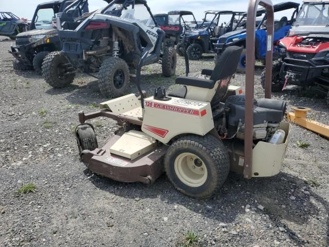 2010 Gras Lawnmower