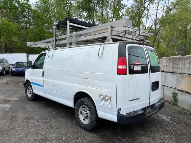 2005 Chevrolet Express G2500