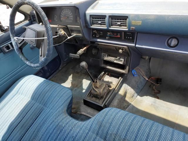 1985 Toyota Pickup Xtracab RN56 DLX