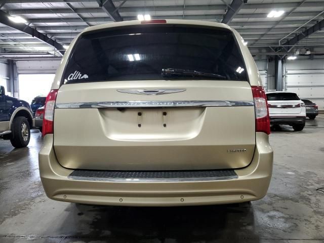 2011 Chrysler Town & Country Limited