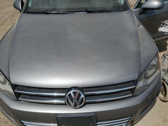 2011 Volkswagen Touareg V6