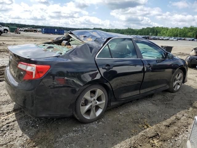 2014 Toyota Camry SE