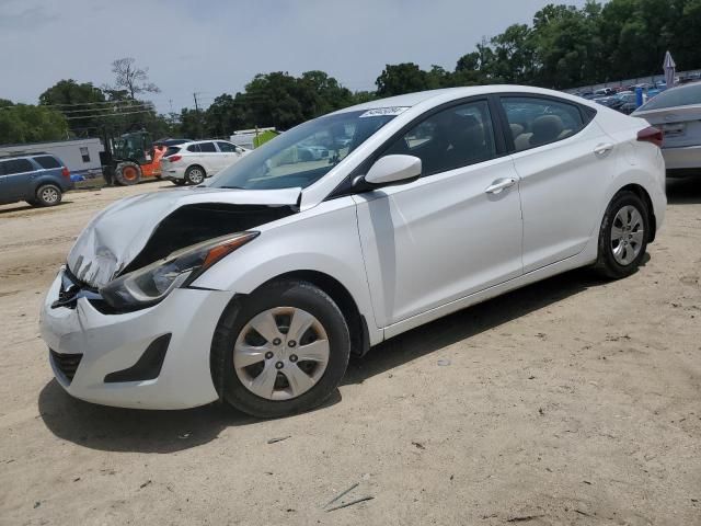 2016 Hyundai Elantra SE