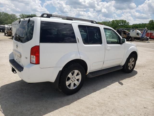 2007 Nissan Pathfinder LE