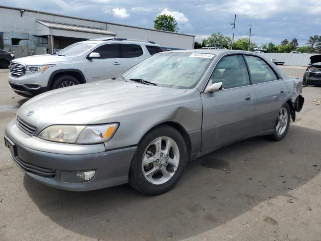 2000 Lexus ES 300