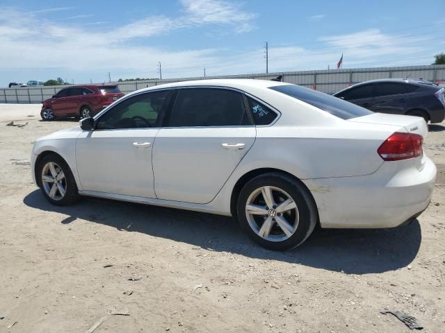 2013 Volkswagen Passat SE