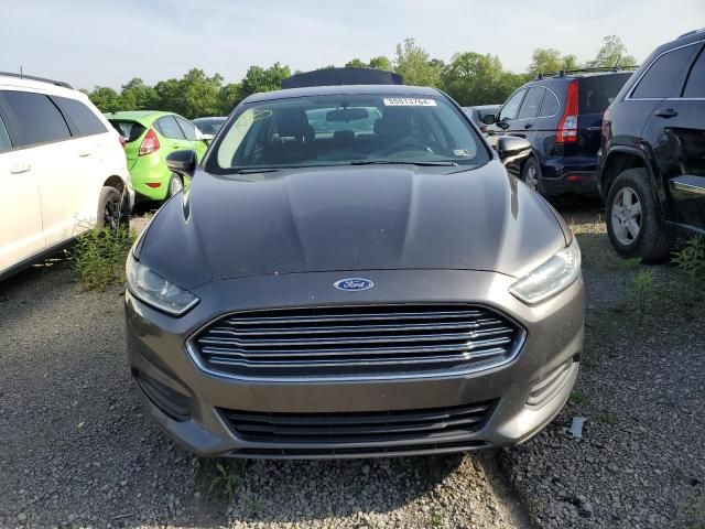 2016 Ford Fusion SE