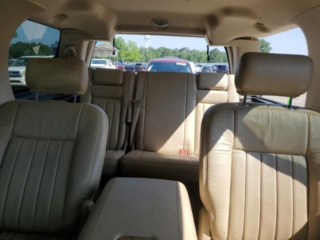 2005 Lincoln Navigator